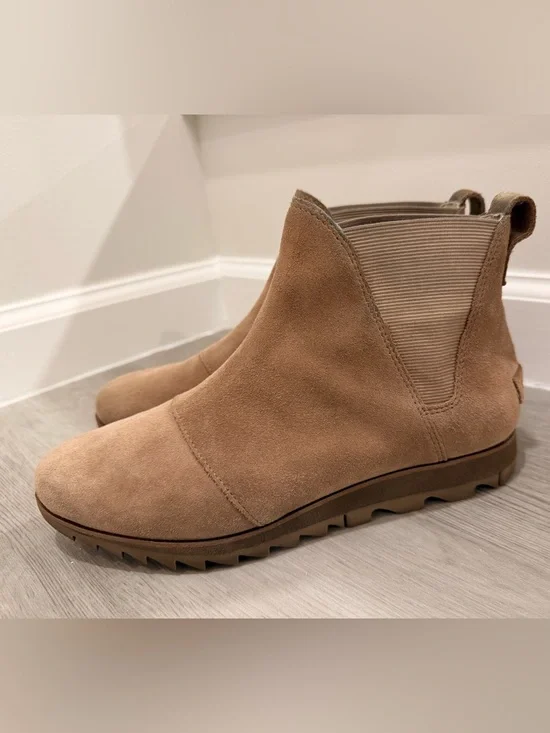 Sorel Harlow Chelsea Boots Tan Suede
Waterproof Ankle Boot Women’s Size 8.5 - Picture 2 of 11